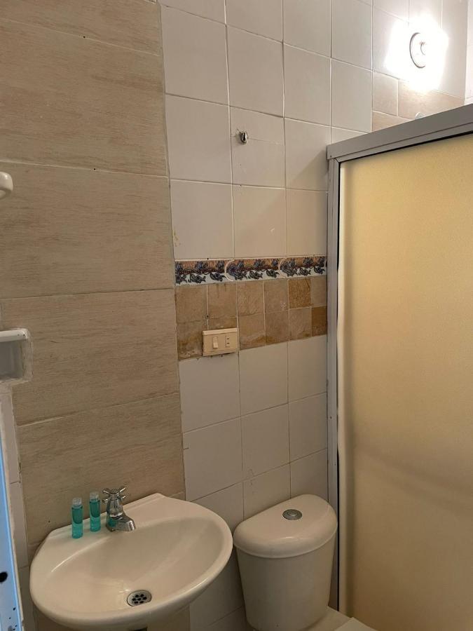 Casa Al Frente Del Pueblito Paisa Appartamento Medellín Esterno foto